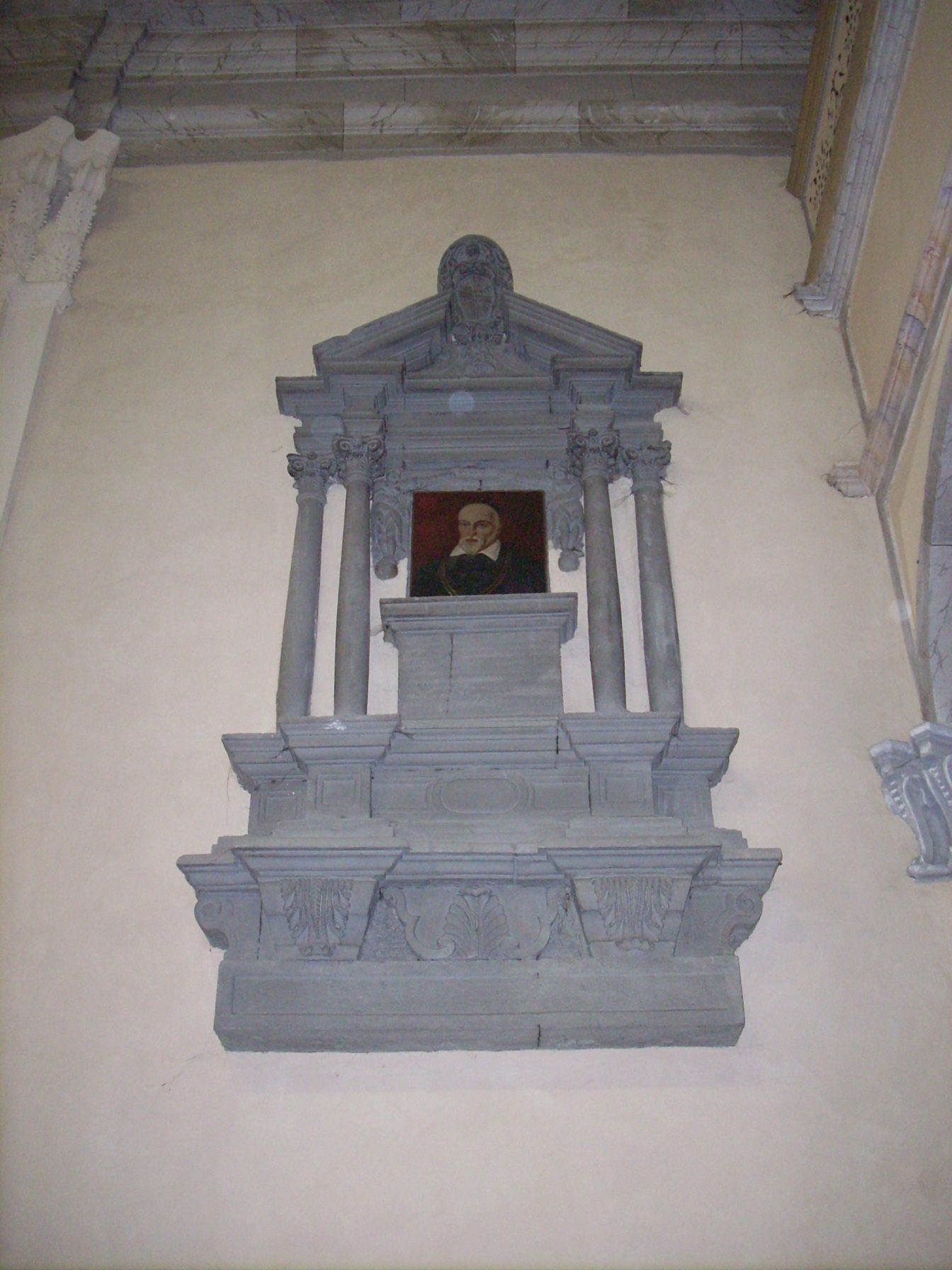 Girolamo%20Fabrizio%27s%20memorial%2C%20Chiesa%20di%20San%20Francesco%2C%20Acquapendente%20-%202.JPG